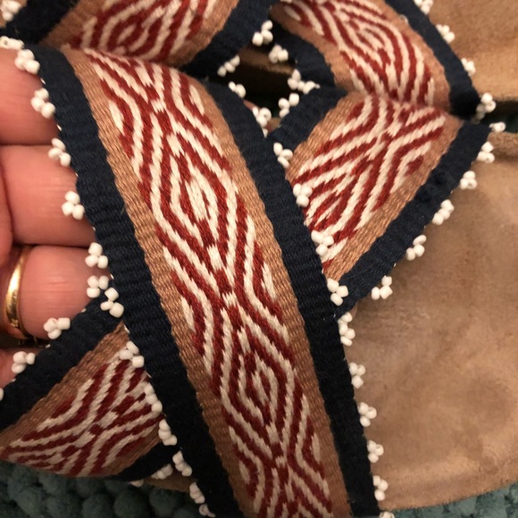 Ills Johnson Babette Tribal Handloom Sandals - Picture 8 of 8